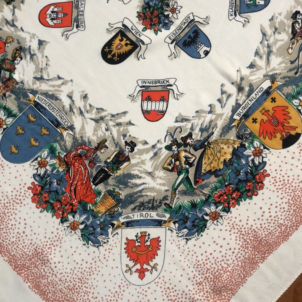 German scarf - Picture 4 of 16